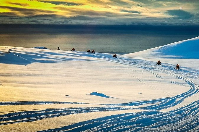 Eyjafjallajökull snowmobile experience